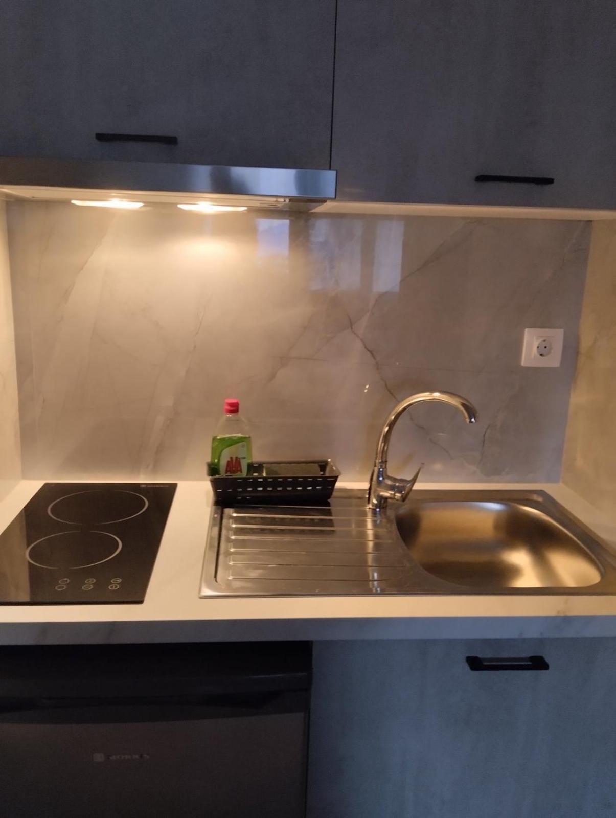 Daniela Apartments Néa Róda Eksteriør bilde