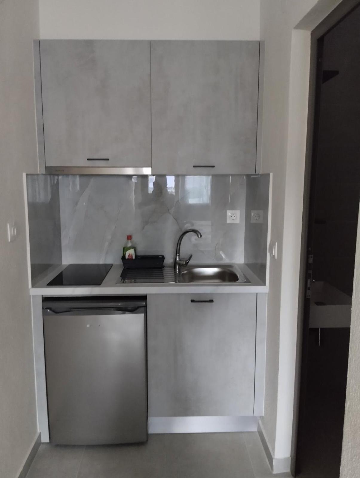 Daniela Apartments Néa Róda Eksteriør bilde