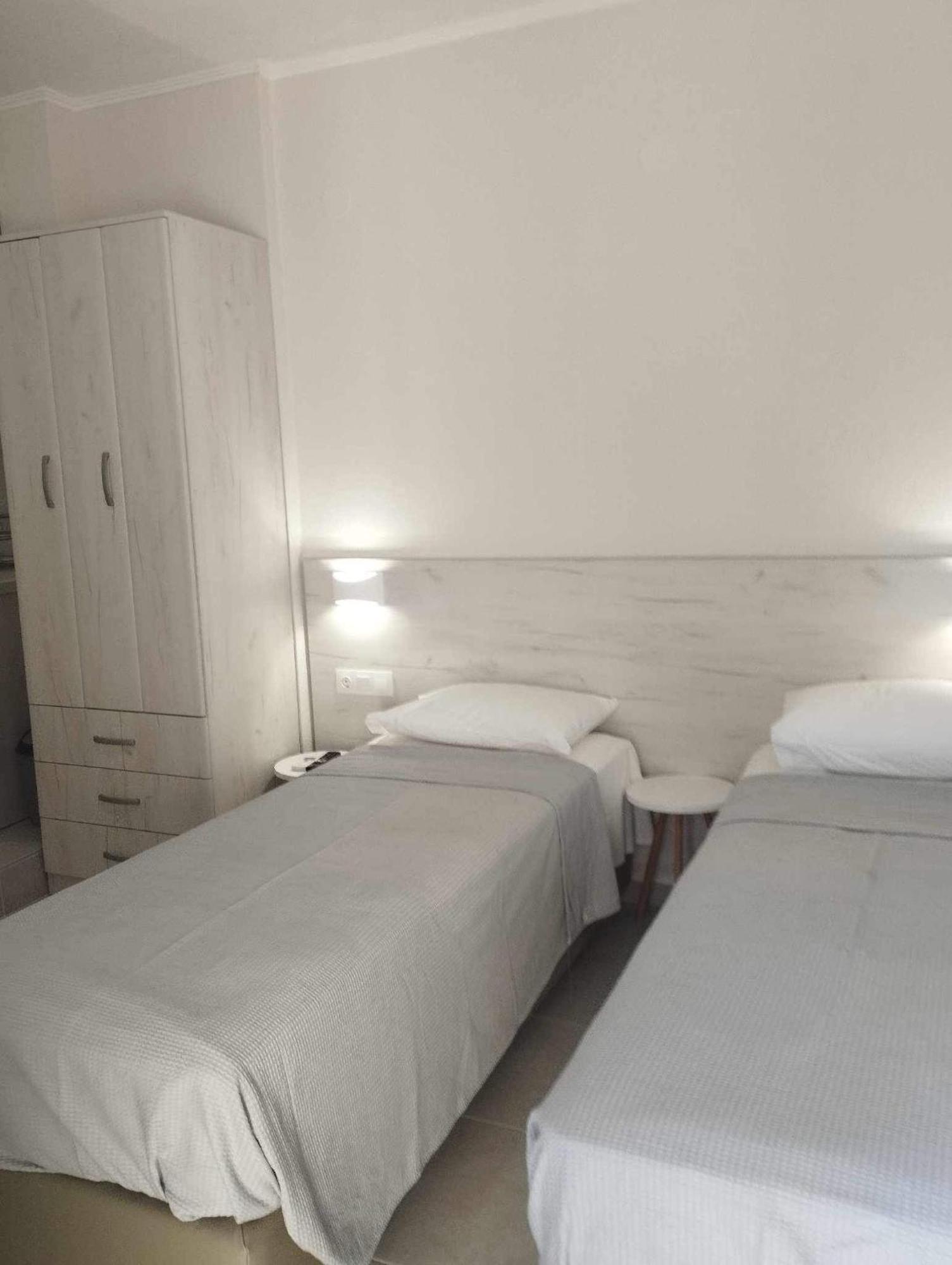 Daniela Apartments Néa Róda Eksteriør bilde